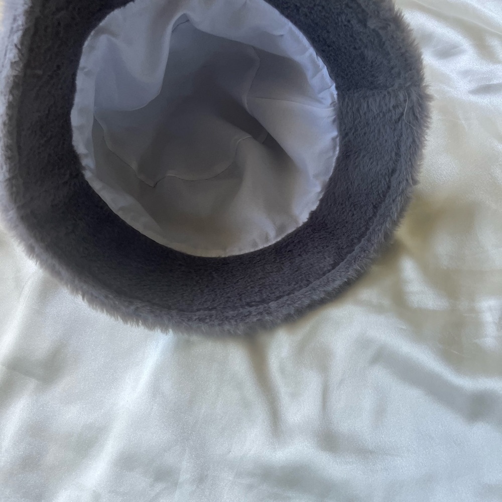 Fuzzy bucket hat bundle - Picture 2 of 10